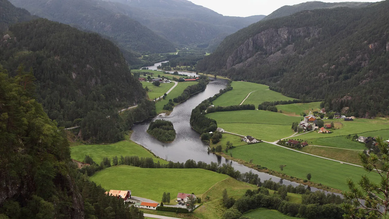 Representativt motiv fra Suldal kommune
